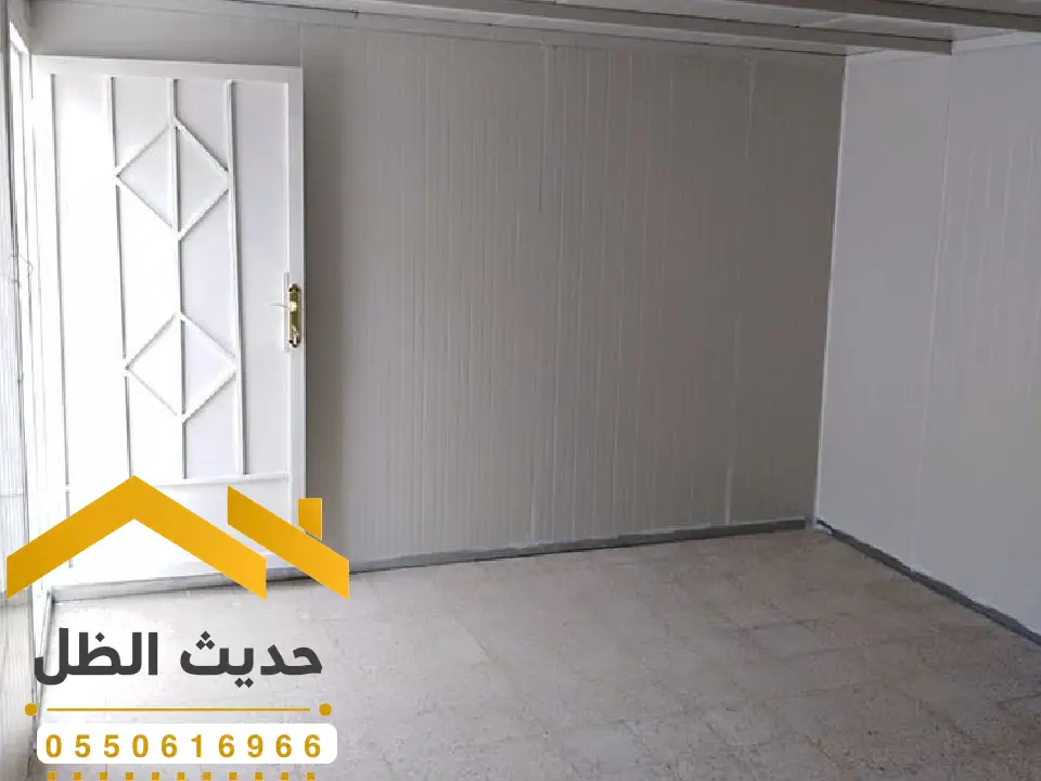 فني تركيب ساندوتش بانل ملهم