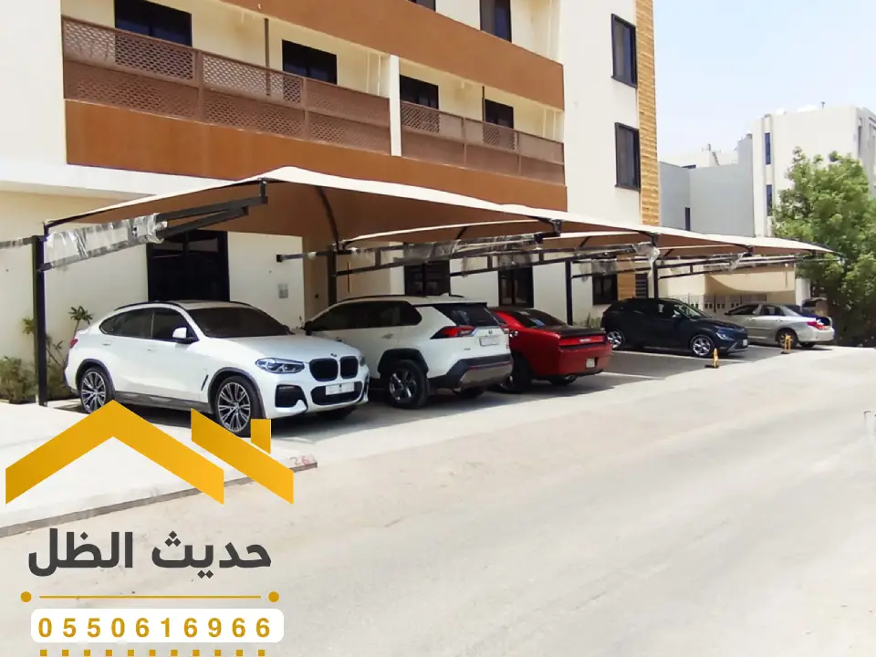 فني تركيب مظلات شمال الرياض